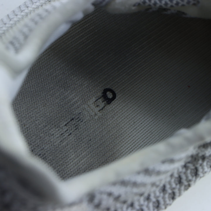 Yeezy 350 Bone Scarpa Bianca e Grigia Eur 44.5 Uomo
