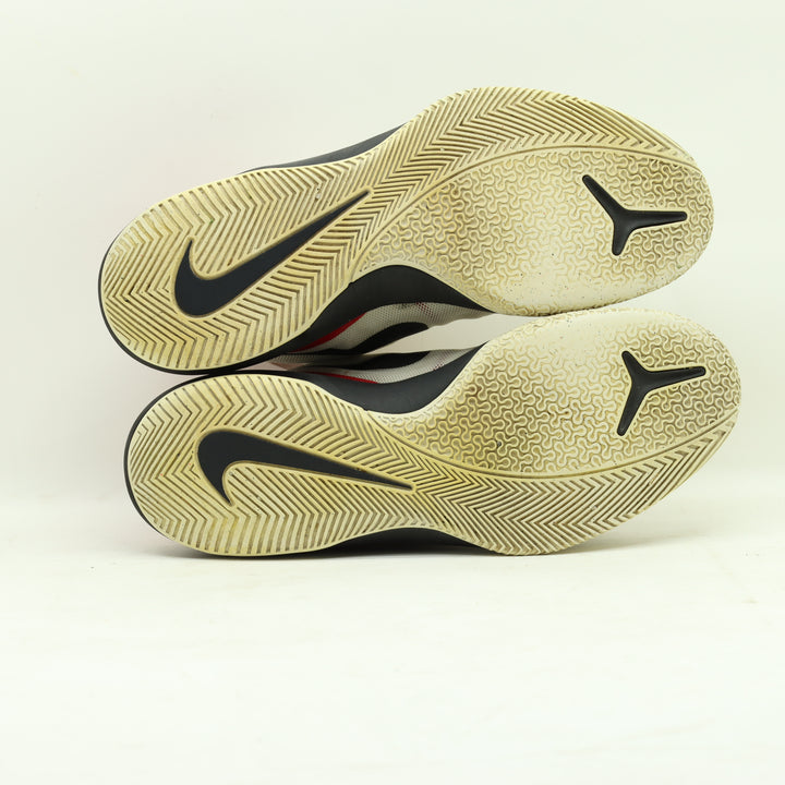Scarpe Nike Air Vesitile Tessuto Eur 47 Bianco Unisex