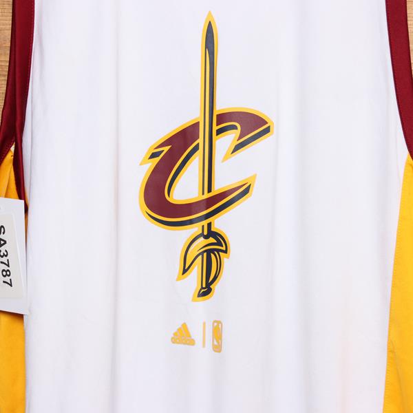 Adidas Cleveland Cavaliers canotta da basket bianca taglia M uomo