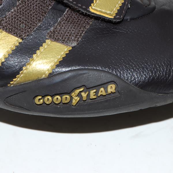 Adidas Goodyear Sneakers Nero e Oro EU 38 Donna