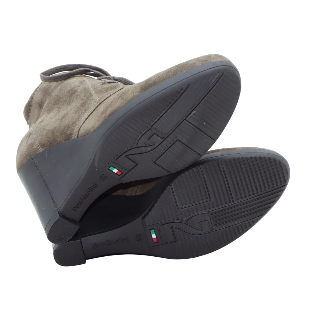 Nero Giardini Stivaletto in Camoscio Marrone EU 38 Donna