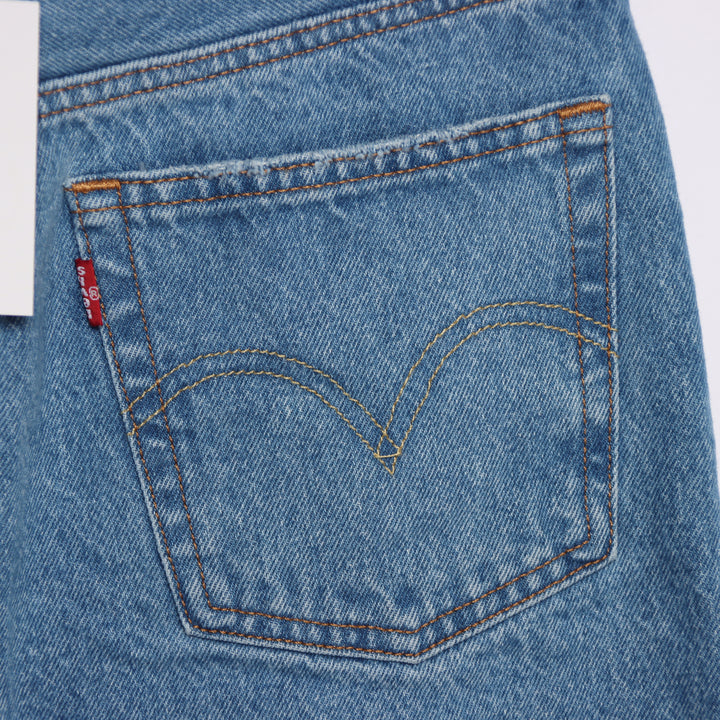 Levi's 501 regular fit W28 L26 jeans in denim da donna