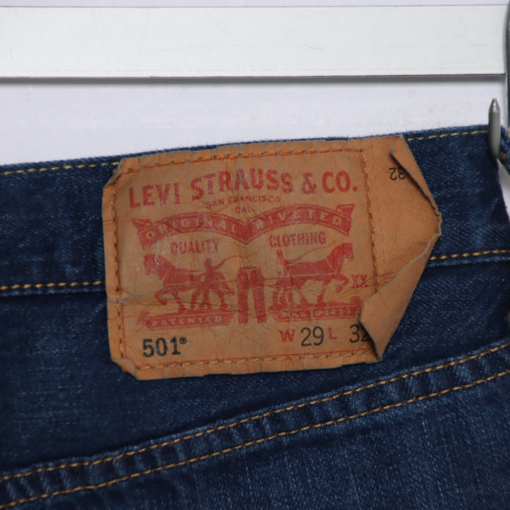 Levi's 501 regular fit W29 L32 jeans in denim da donna