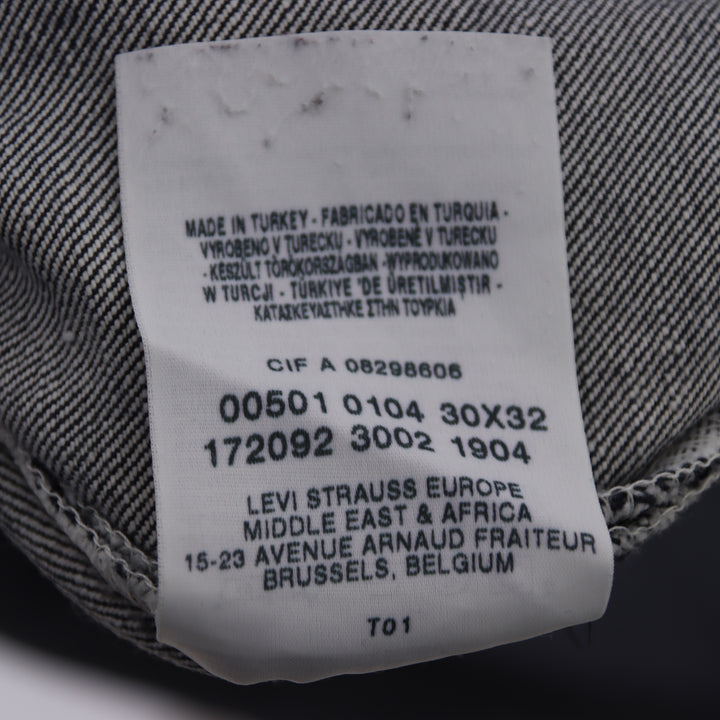 Levi's 501 regular fit W30 L32 jeans vintage in denim unisex