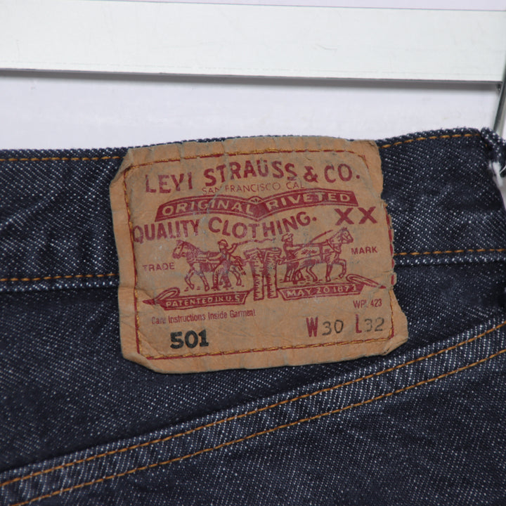 Levi's 501 regular fit W30 L32 jeans vintage in denim unisex