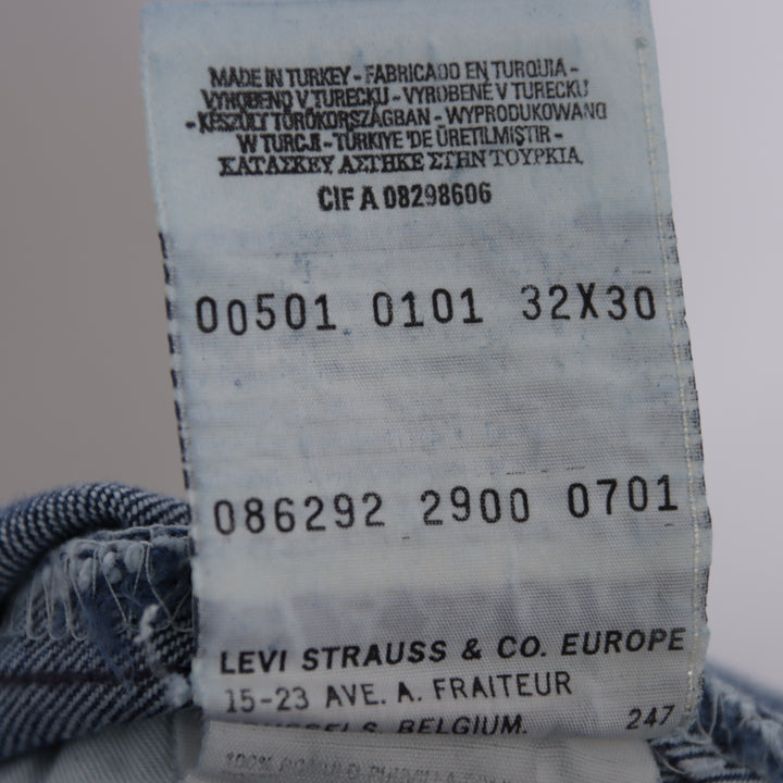 Levi's 501 regular fit W32 L30 jeans vintage in denim unisex