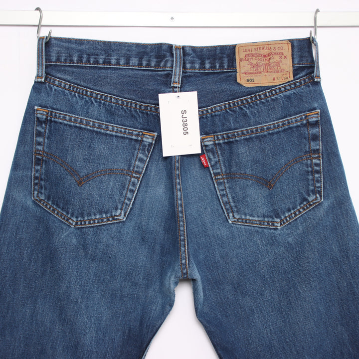 Levi's 501 regular fit W32 L30 jeans vintage in denim unisex