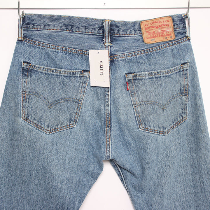 Levi's 501 regular fit W32 L32 jeans in denim unisex