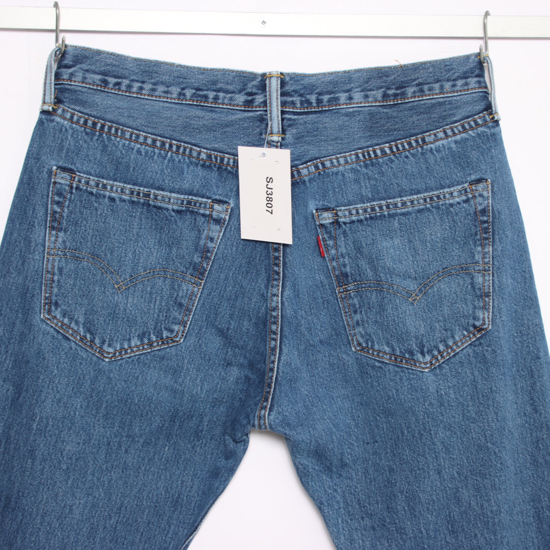 Levi's 501 regular fit W32 L32 jeans vintage in denim unisex