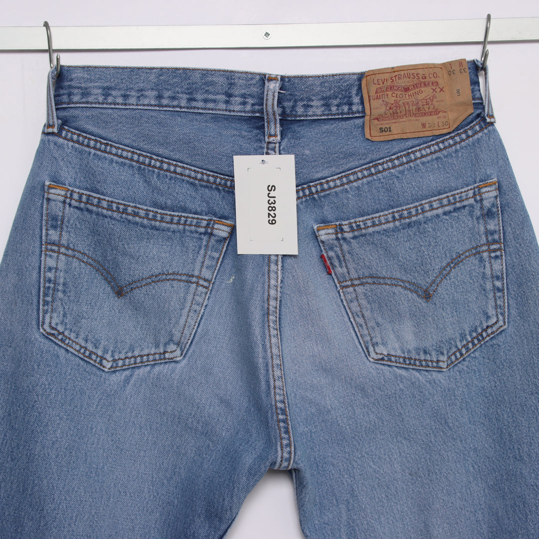Levi's 501 regular fit W33 L30 jeans vintage in denim unisex