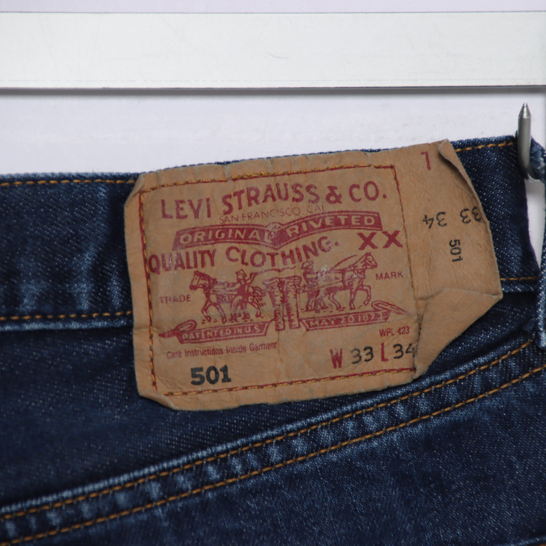 Levi's 501 regular fit W33 L34 jeans vintage in denim unisex