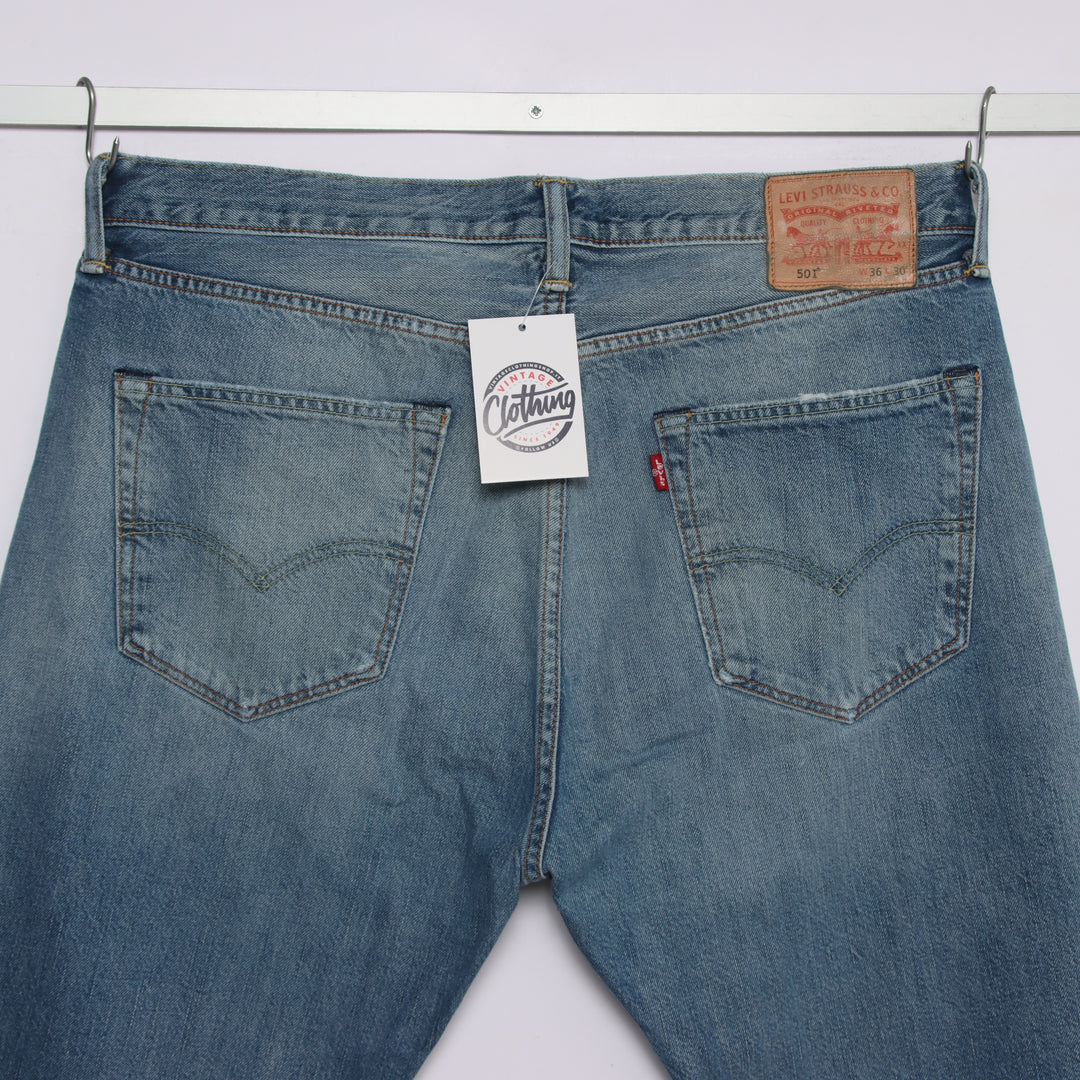 Levi's 501 regular fit W36 L30 jeans in denim da uomo