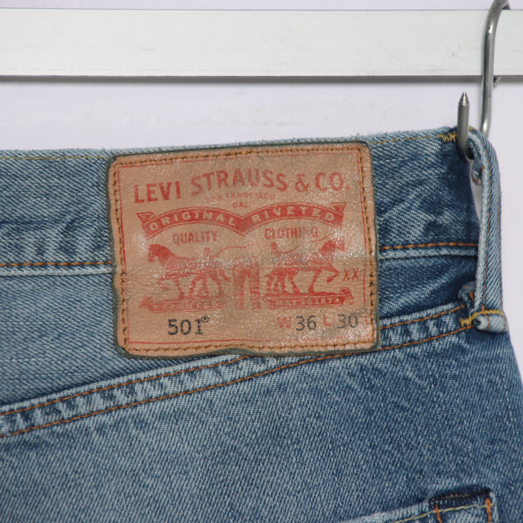 Levi's 501 regular fit W36 L30 jeans in denim da uomo