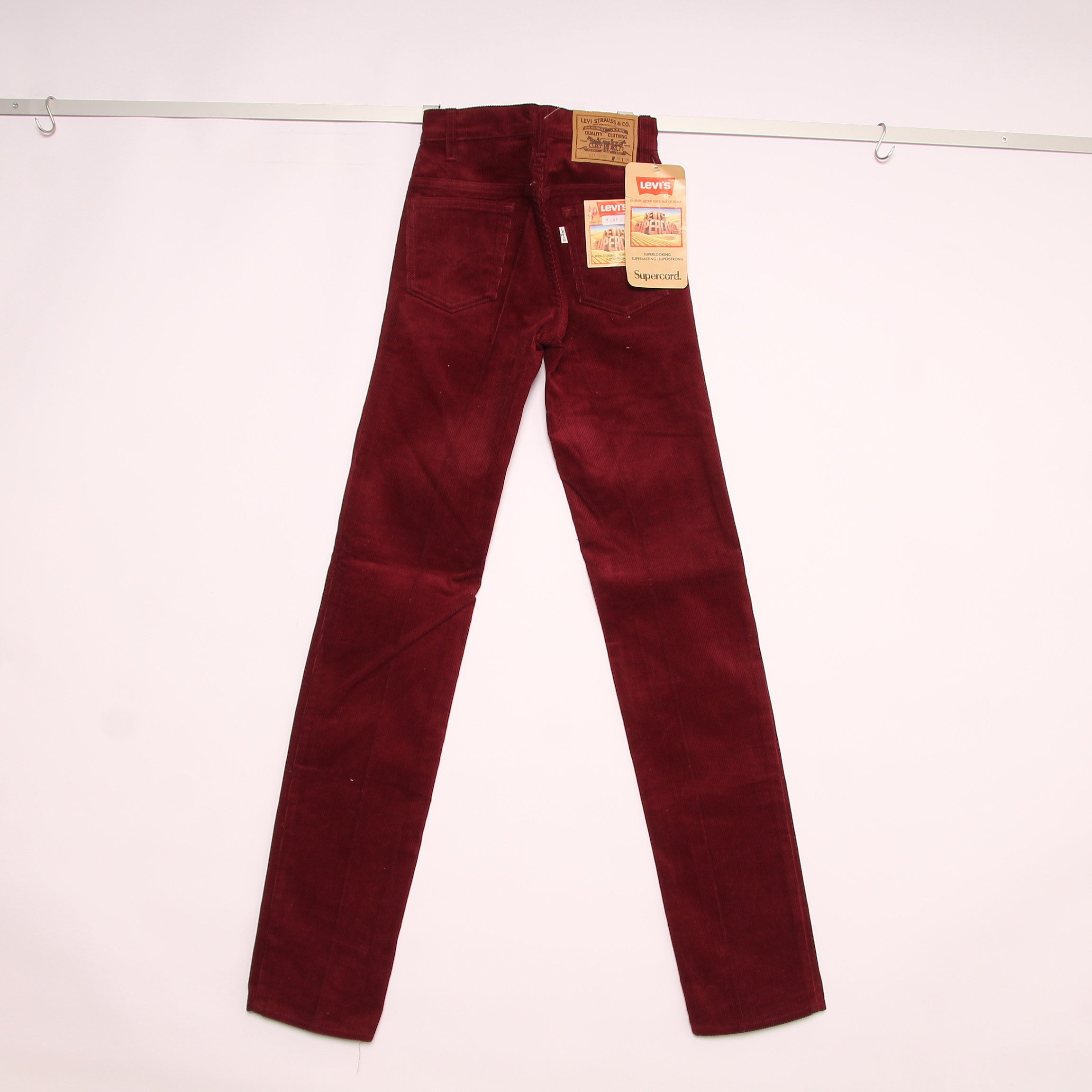 Levi s 631 Supercord Jeans in Velluto Bordeaux W26 L36 Donna Deadstock Vintage Clothing Shop