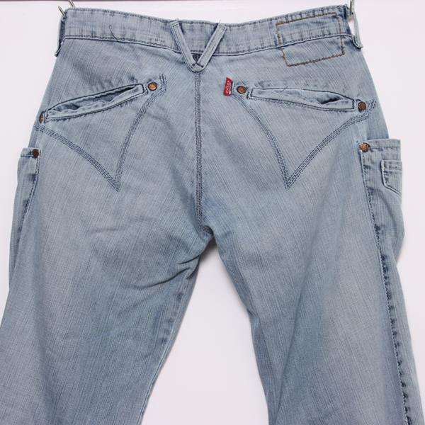 Levi's Engineered 621 jeans denim W28 L34 donna