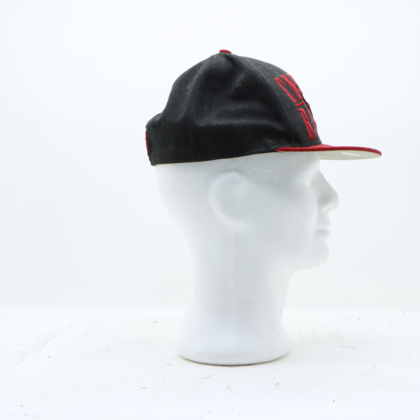 New Era Chicago Bulls cappello nero e rosso unisex