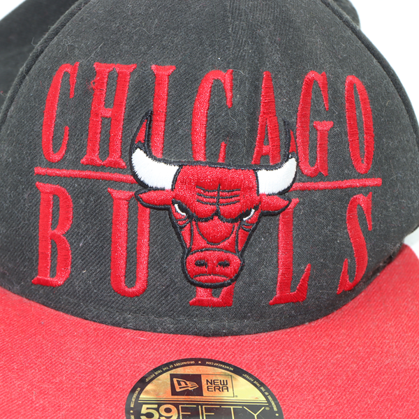 New Era Chicago Bulls cappello nero e rosso unisex