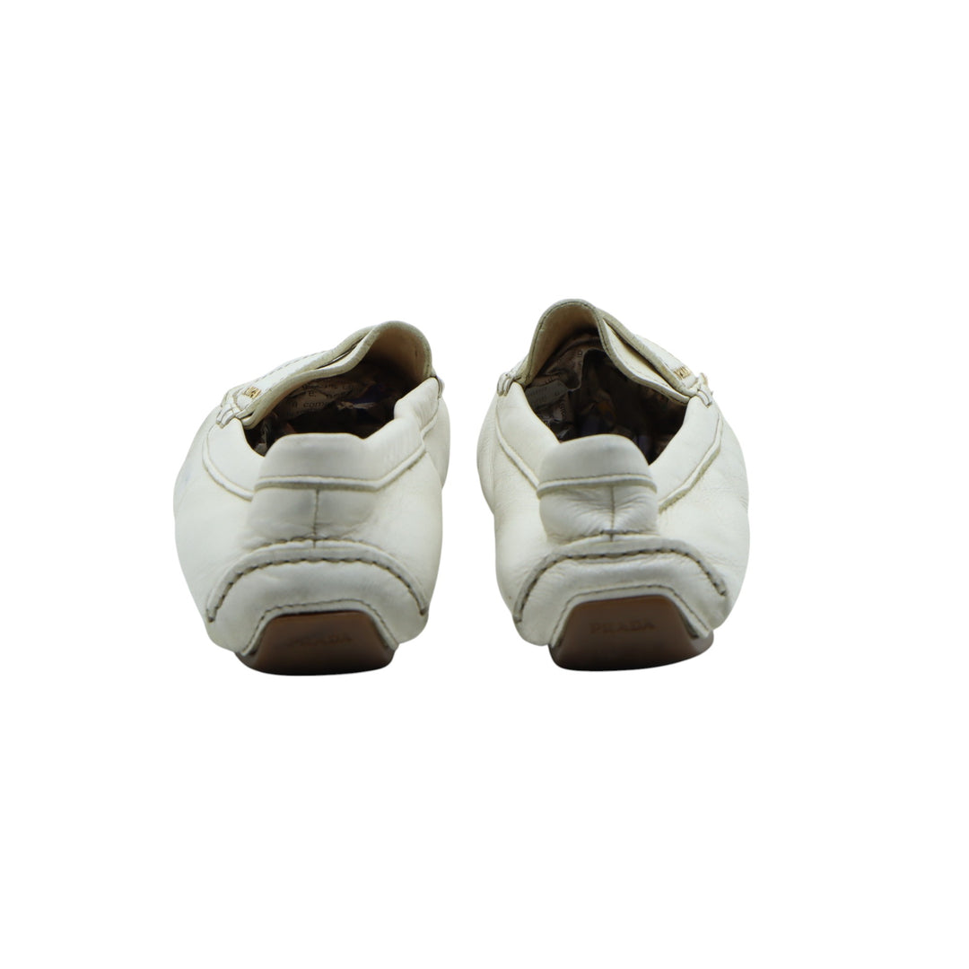Prada Mocassino in Pelle Beige EU 39 Donna