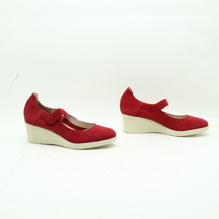 Bata Scarpa con Tacco Rossa Numero 39 Donna