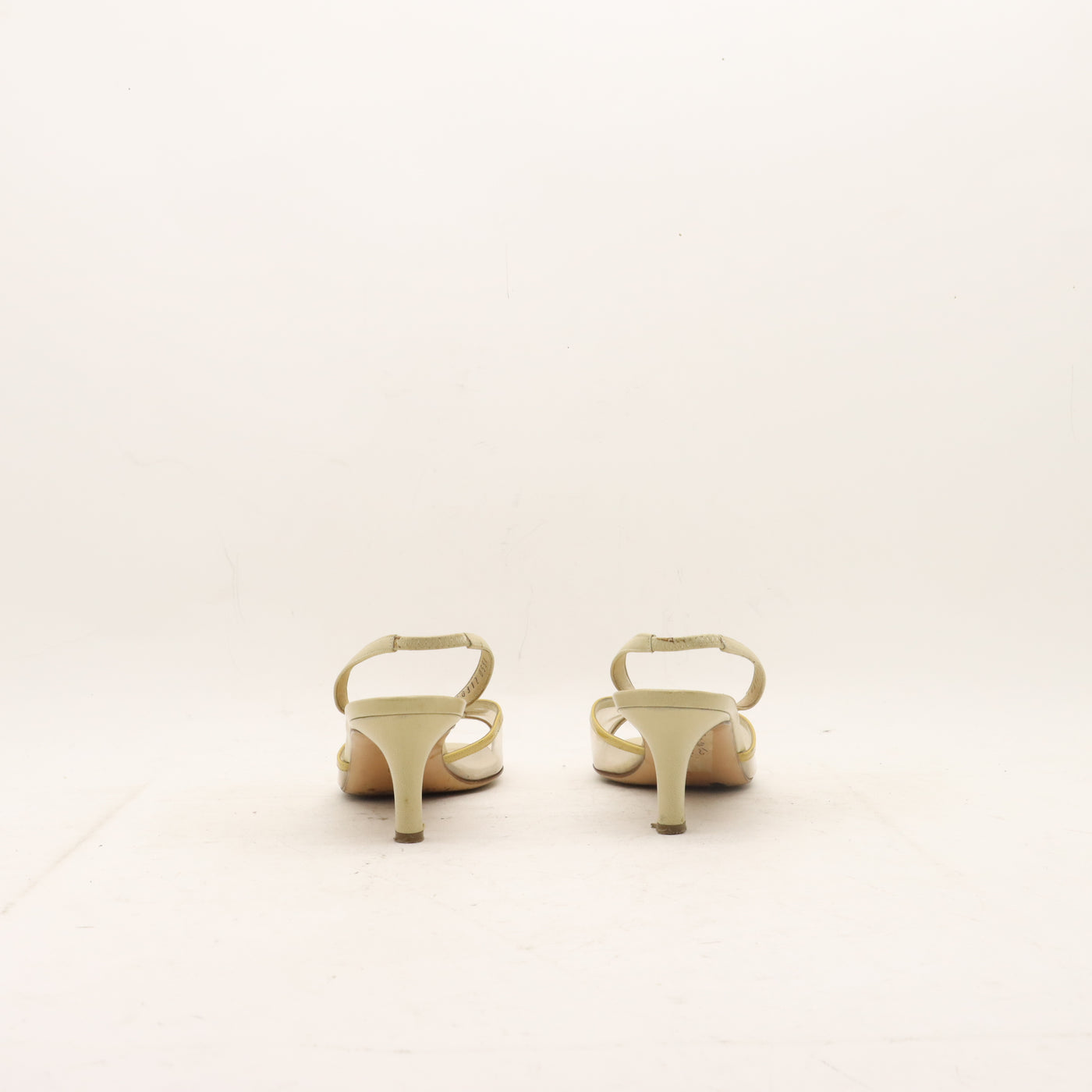 Salvatore Ferragamo Scarpa con Tacco Beige Taglia 8.5 Donna