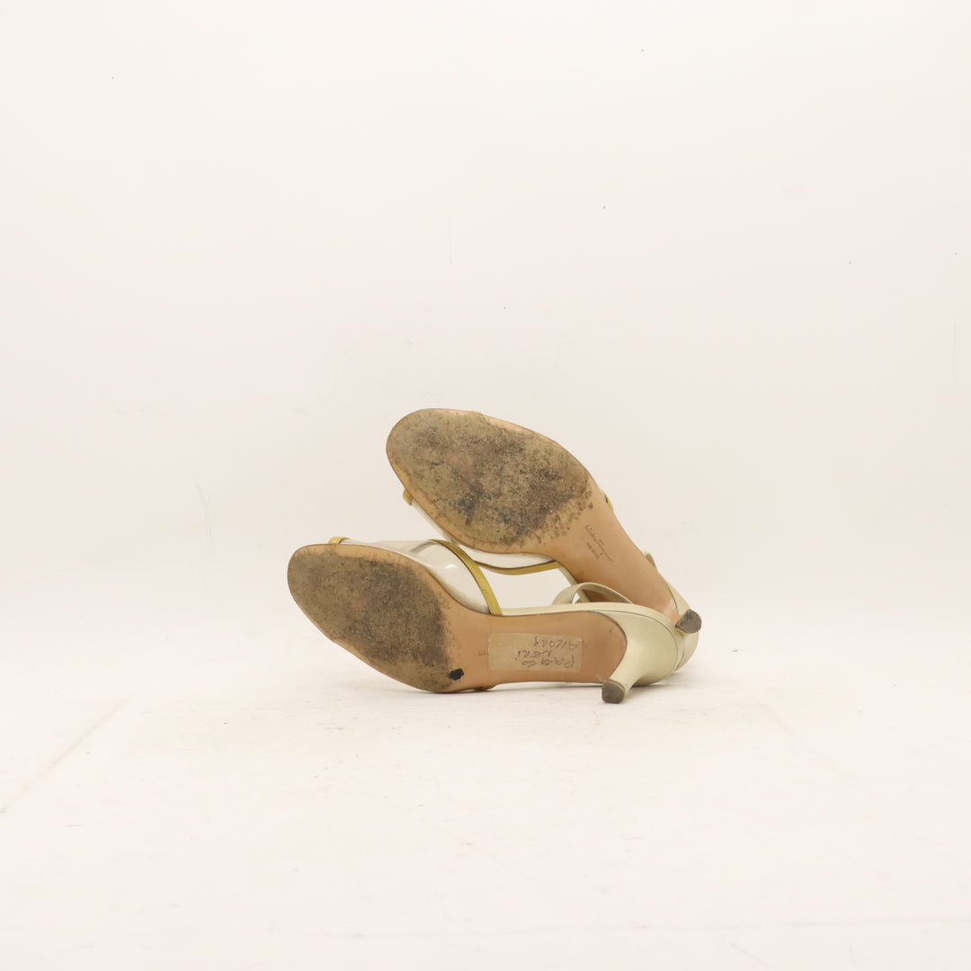 Salvatore Ferragamo Scarpa con Tacco Beige Taglia 8.5 Donna