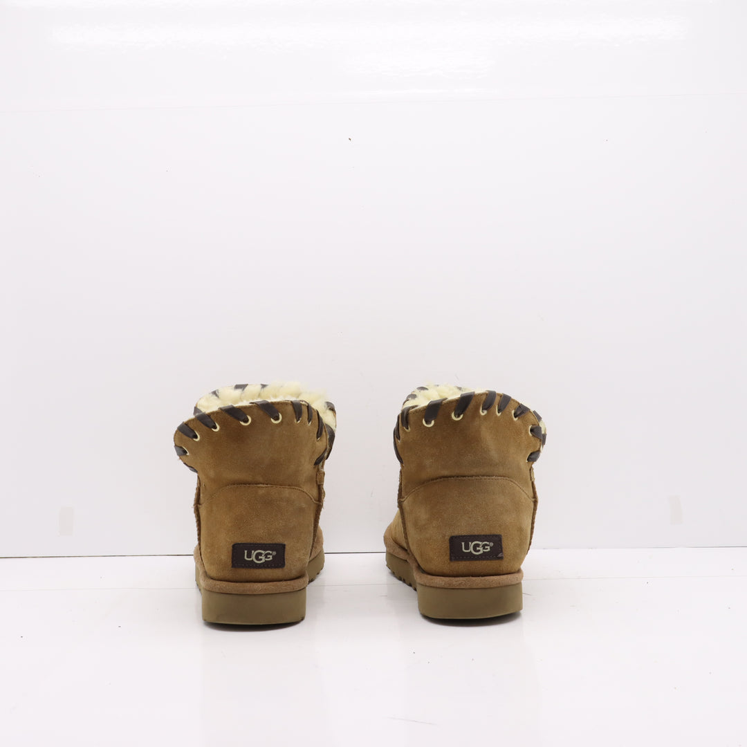 UGG Stivaletto Biscotto Numero 42 Donna