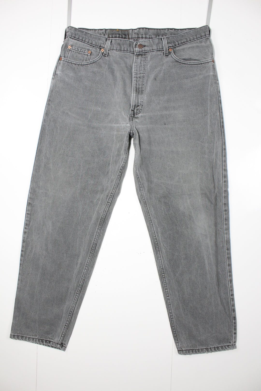 Levi's 550 Relaxed Fit Denim Made In USA W42 L30 Vintage