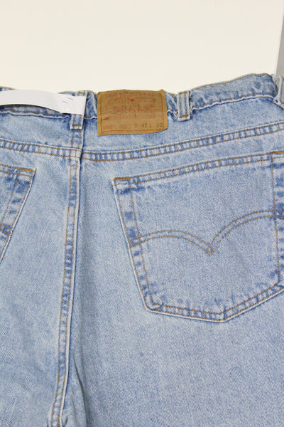 Levi's 550 Relaxed Fit Denim Made In USA W42 L30 Vintage