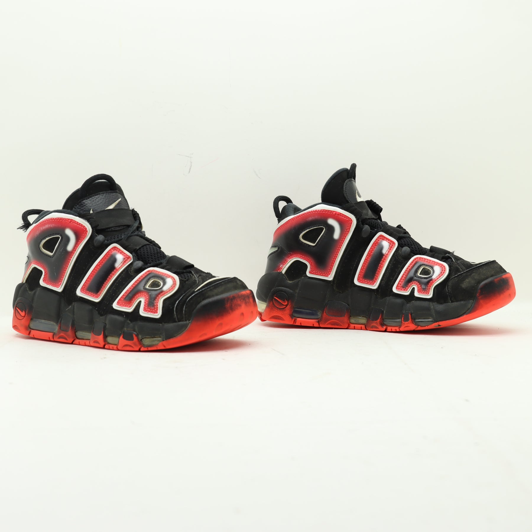 Nike uptempo nere prezzo Outlet