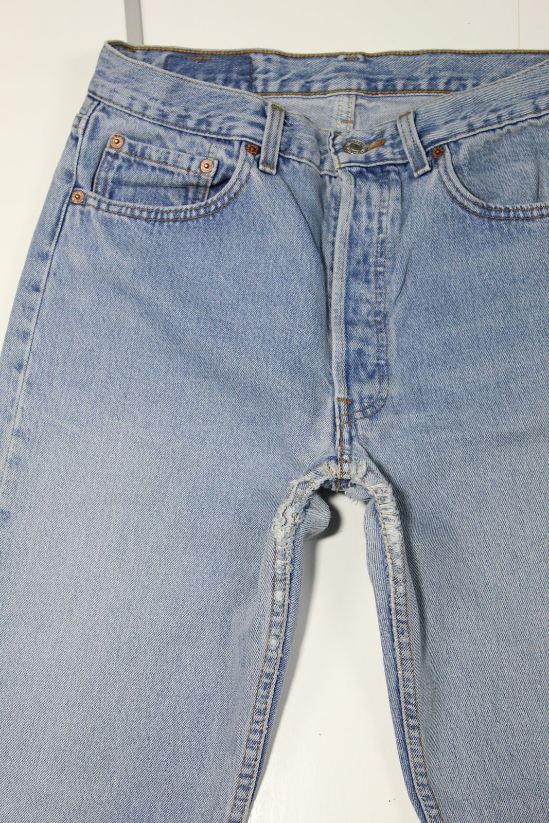 Levi's 501 W33 L30 Denim Made In USA Jeans Vintage