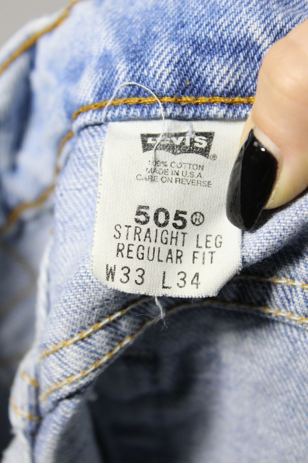 Levi's 505 Relaxed Fit Denim W33 L34 Made In USA Jeans Vintage