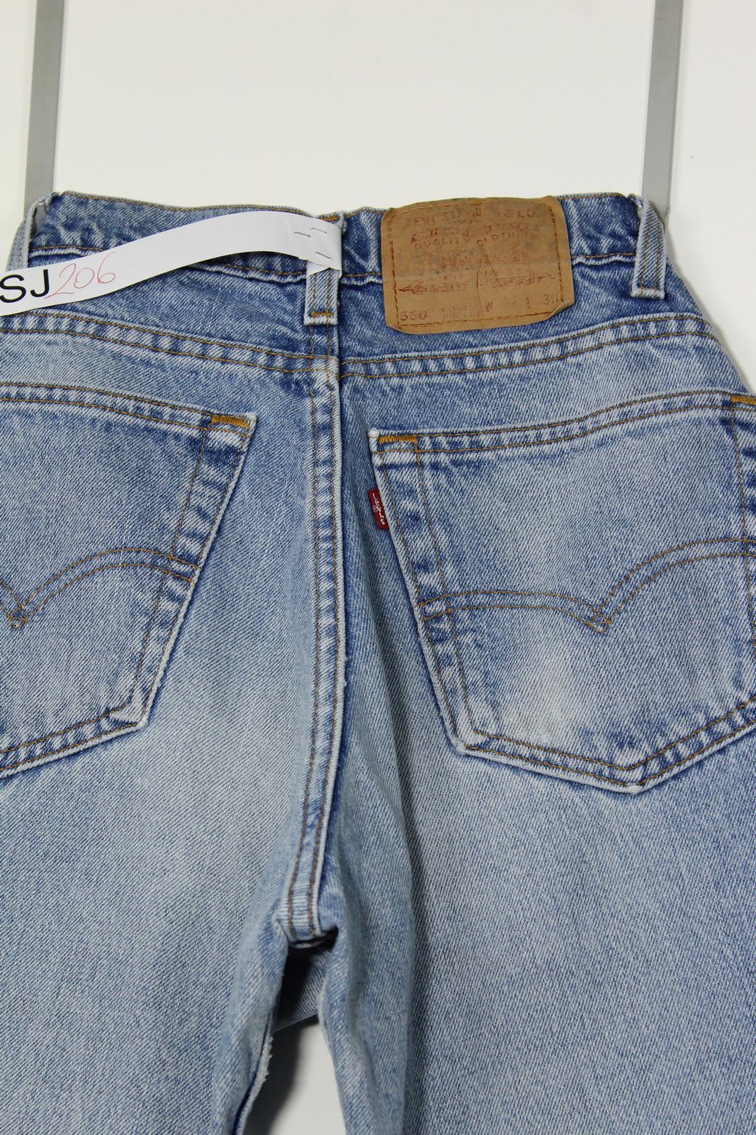 Levi's 550 Relaxed Fit Denim W32 L30 Made In USA Jeans Vintage