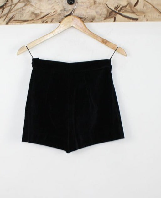 Cheap and Chic Moschino Shorts  Vintage Tg. 42