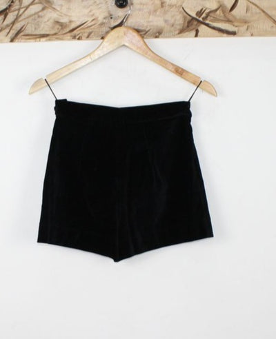 Cheap and Chic Moschino Shorts  Vintage Tg. 42
