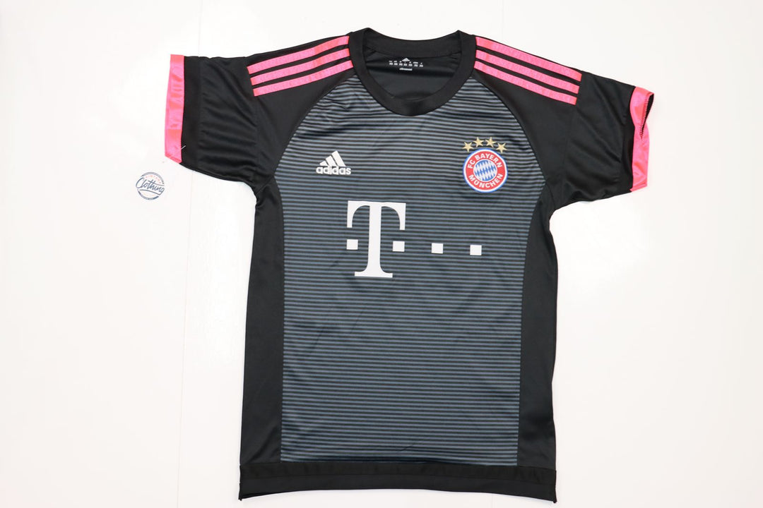 Maglia da calcio Adidas Bayern Munich 2015/2016 Gotze 19 Taglia XS