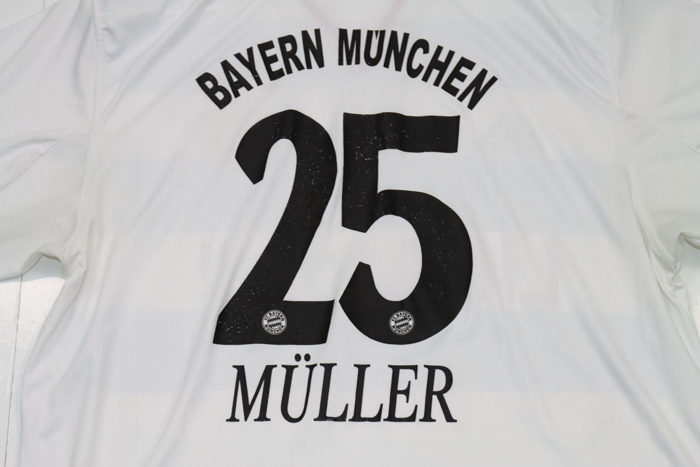 Maglia da calcio Adidas Bayern Munich 2010/2012 Muller 25